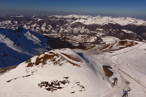 Survol du Plomb du Cantal en Hiver ©Frédéric Lécuyer